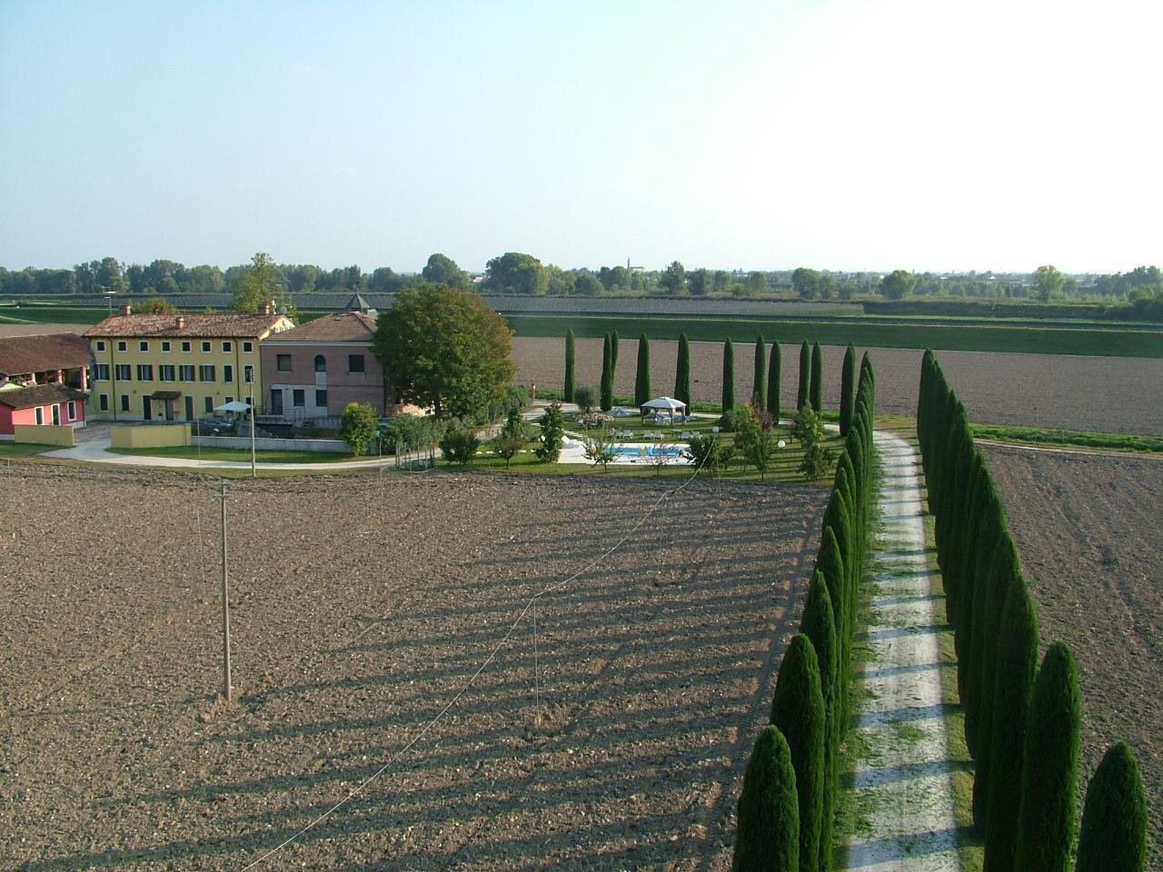AGRITURISMO BB MAMBROTTA DI CAMPEDELLI LUCIANO