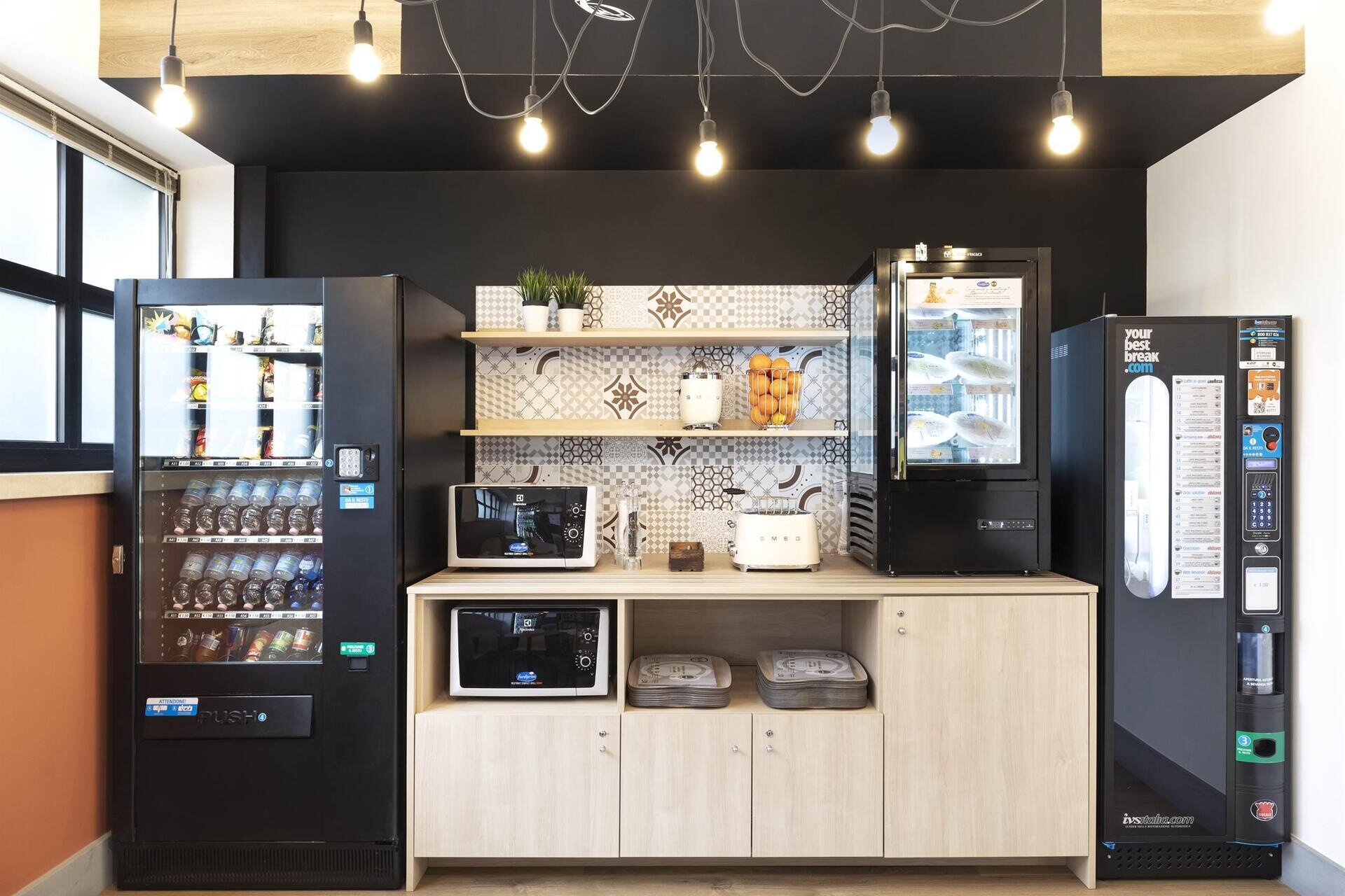 Images Trn 1 6cff1cb9 141c 4fe9 B613 63f6307da854 99 Image