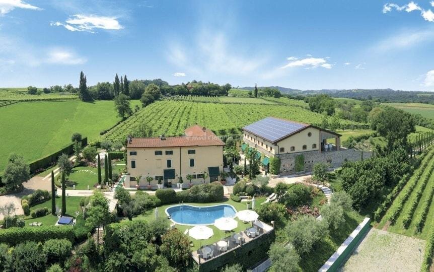 COUNTRY HOUSE CASINO DI CACCIA
