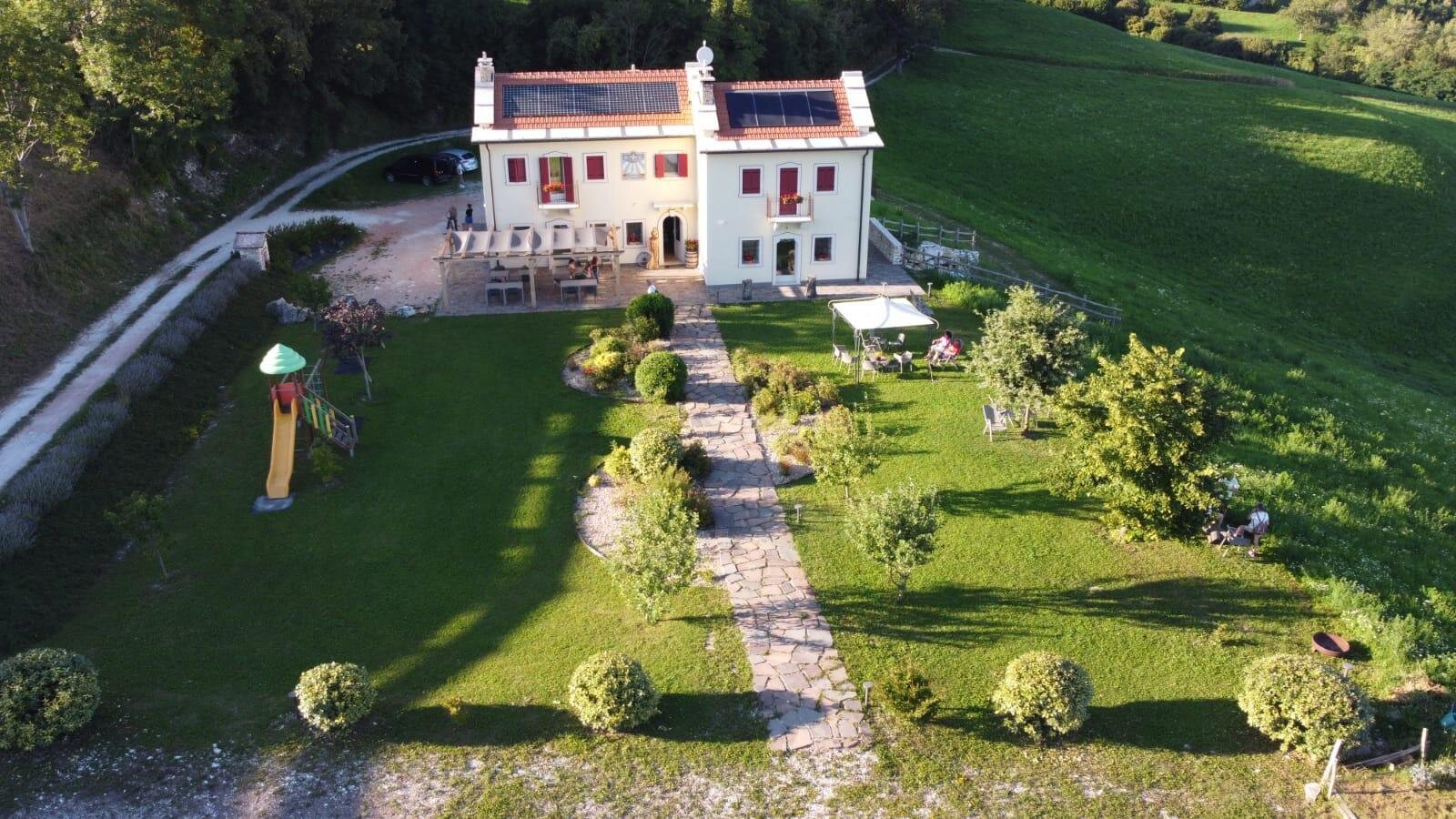 COUNTRY HOUSE MALGA ZEBARI