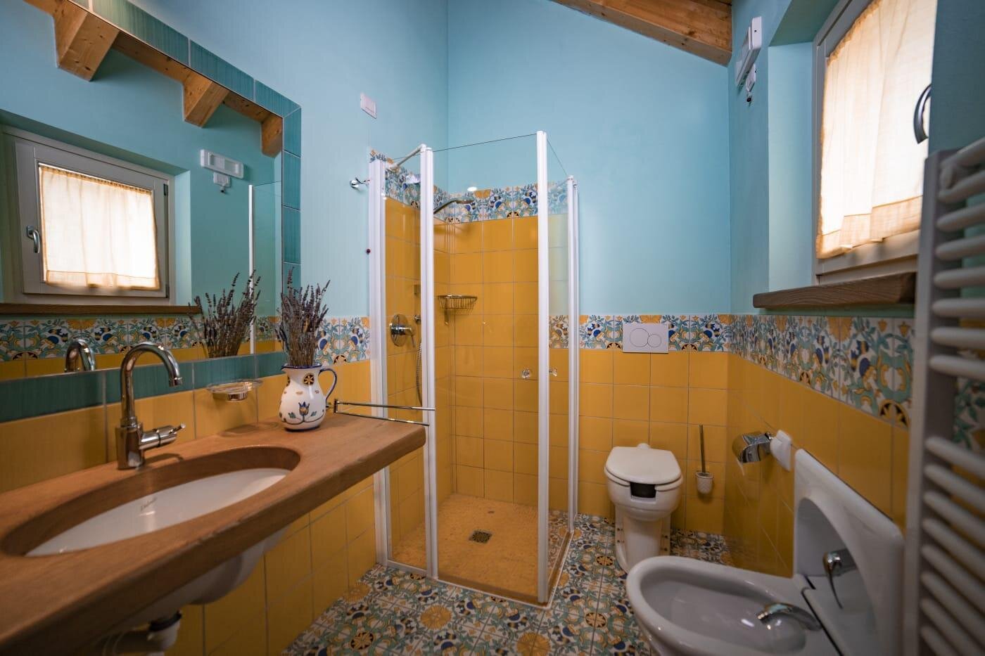 Images Trn 1 B7c5bb12 Efe1 42bd 86aa 839ea53ccf0c 99 Image