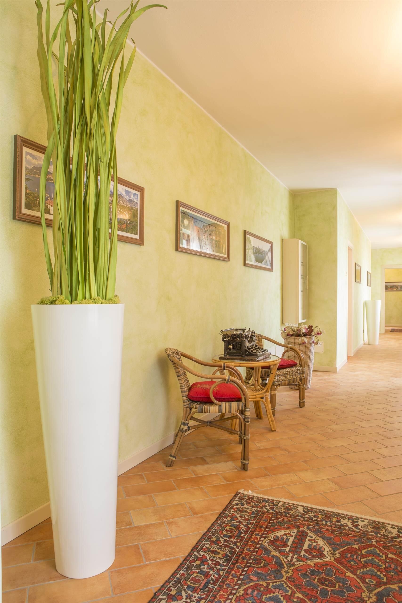 Images Trn 1 E294326a 4656 404f A218 Aa1c607ecb21 99 Image
