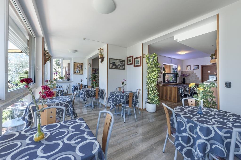 HOTEL GARNI ISCHIA