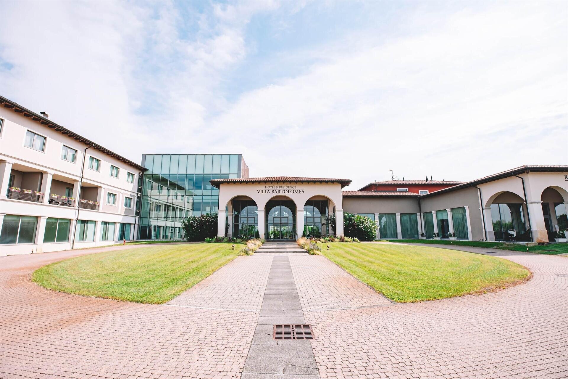 HOTEL RESIDENCE VILLABARTOLOMEA