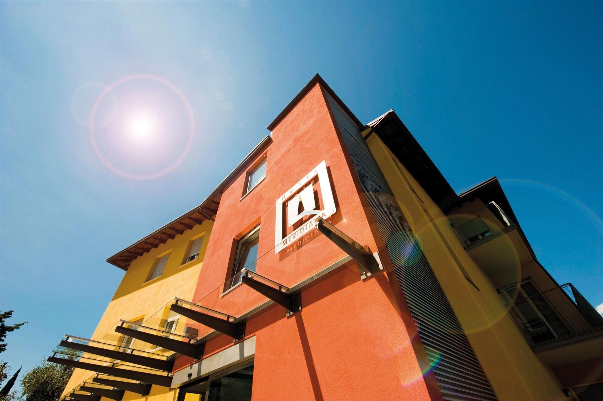 MERIDIANA