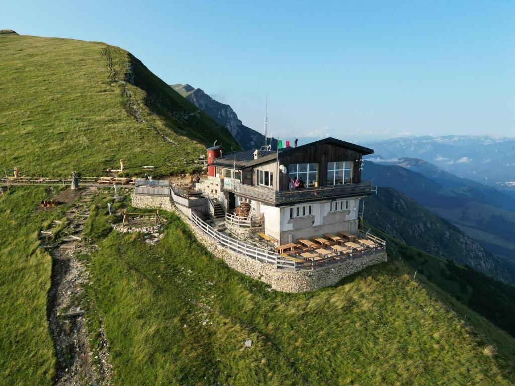 RIFUGIO GIOVANNI CHIEREGO