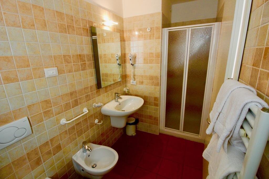 Images Trn 1 6ff964ea C5e6 4cf6 A66e 2e9ecae5e01f 99 Image