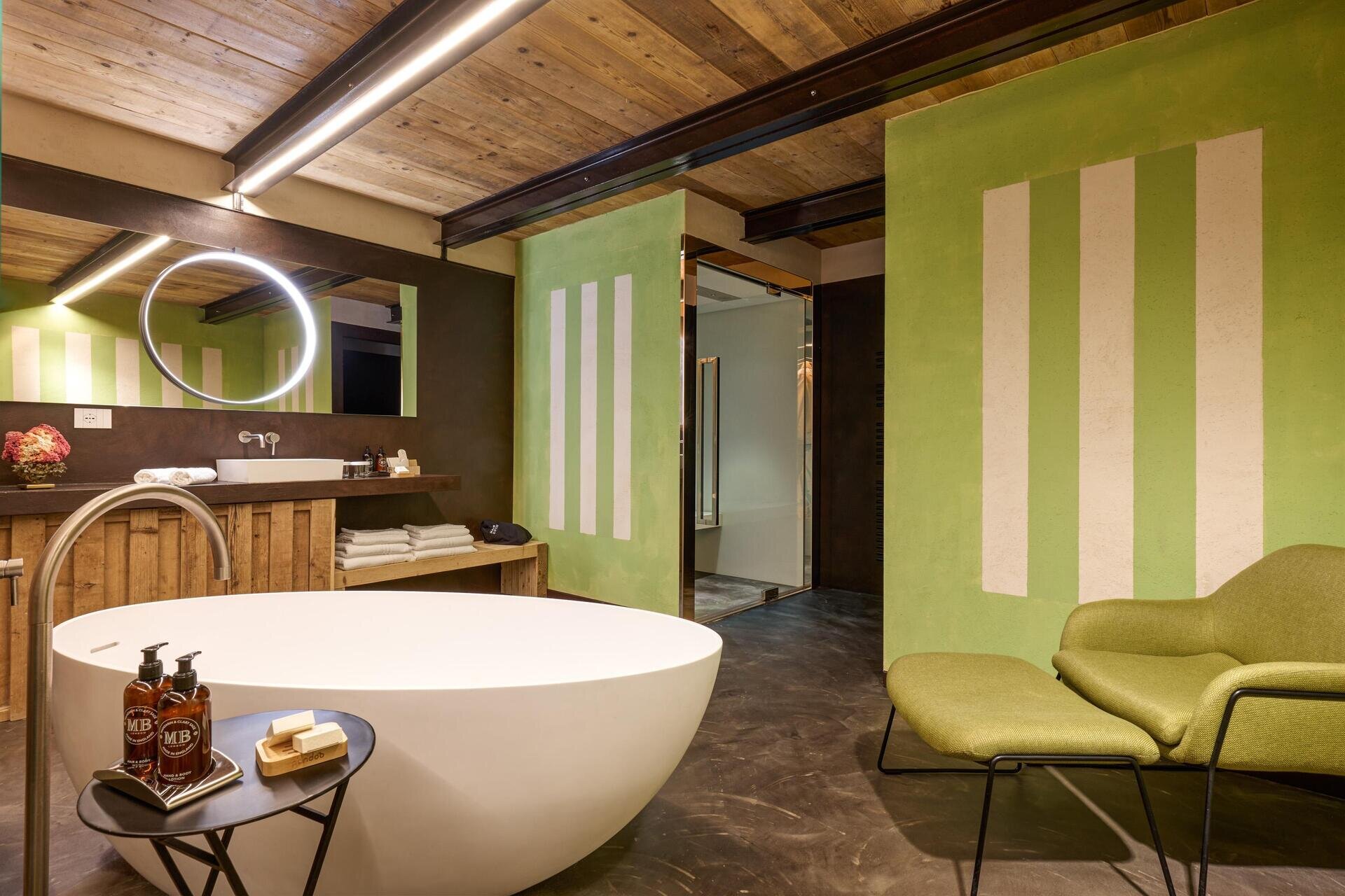 VILLA BALIS CREMA