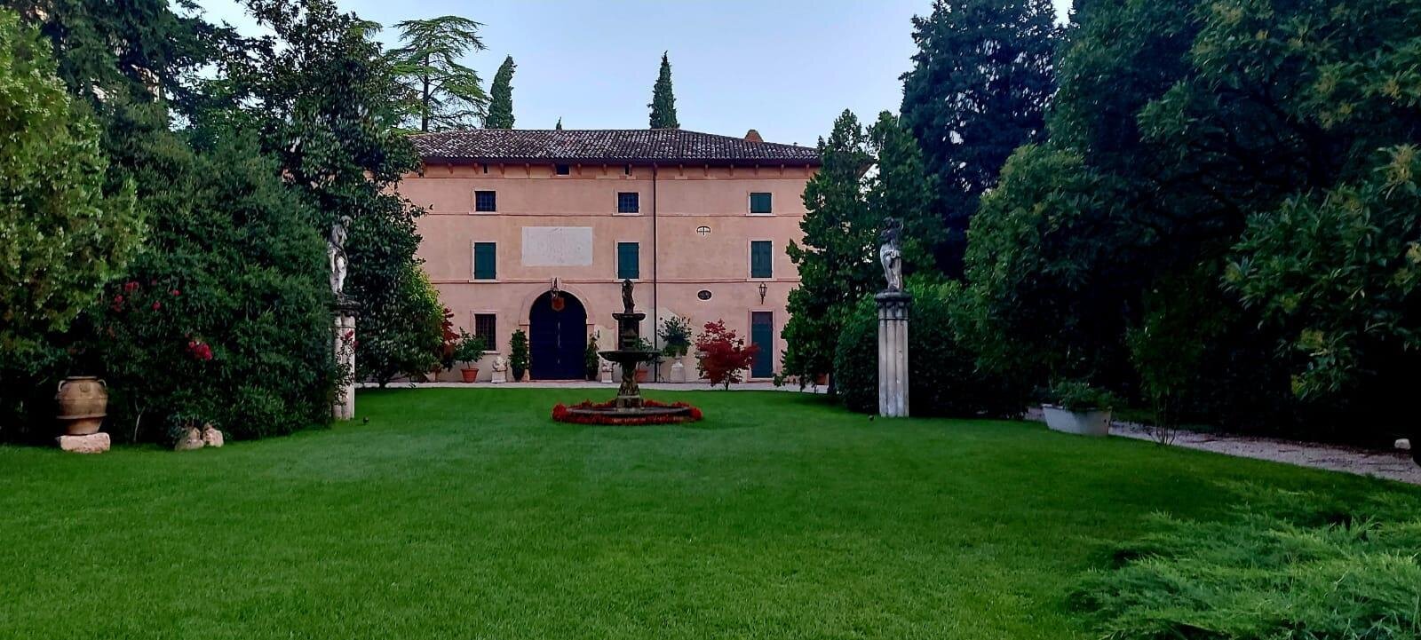 VILLA CARRARA LA SPADA