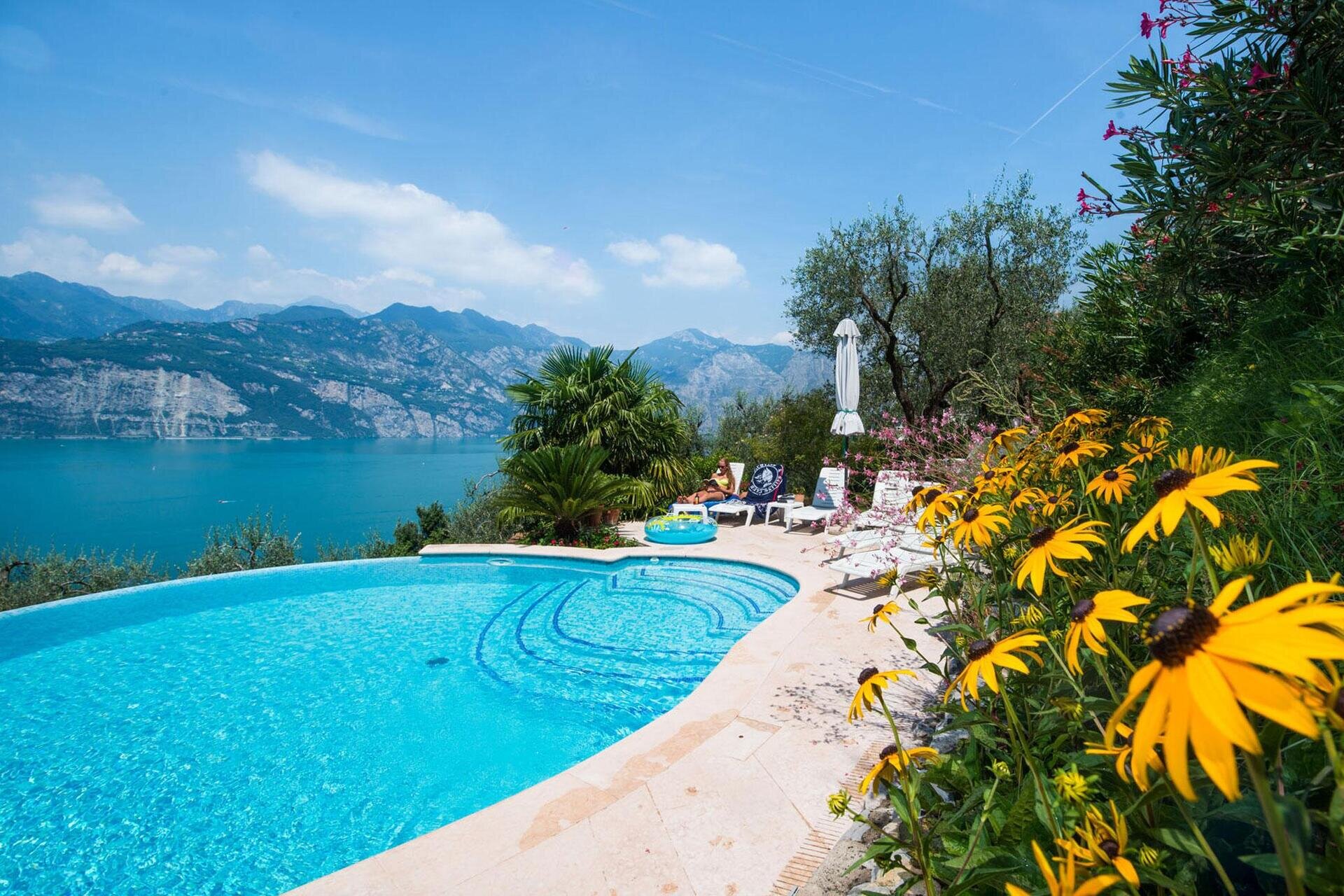 VILLA MALCESINE