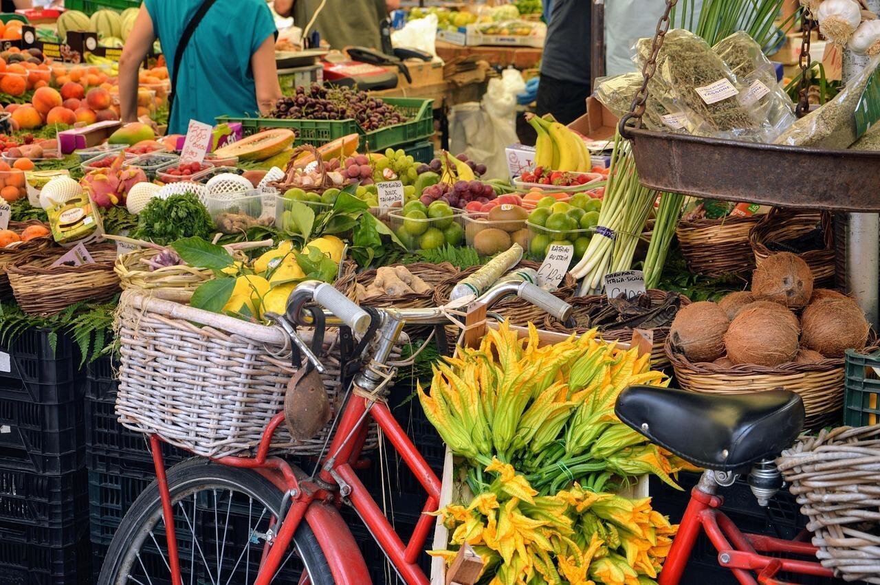 Weekly market
