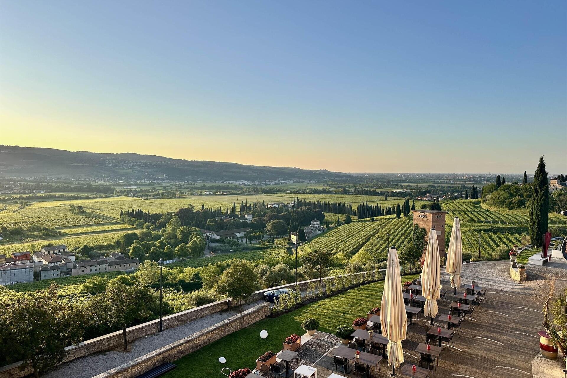 Cantina Borghetti Giampiero | Degustazione vini panoramica ITA