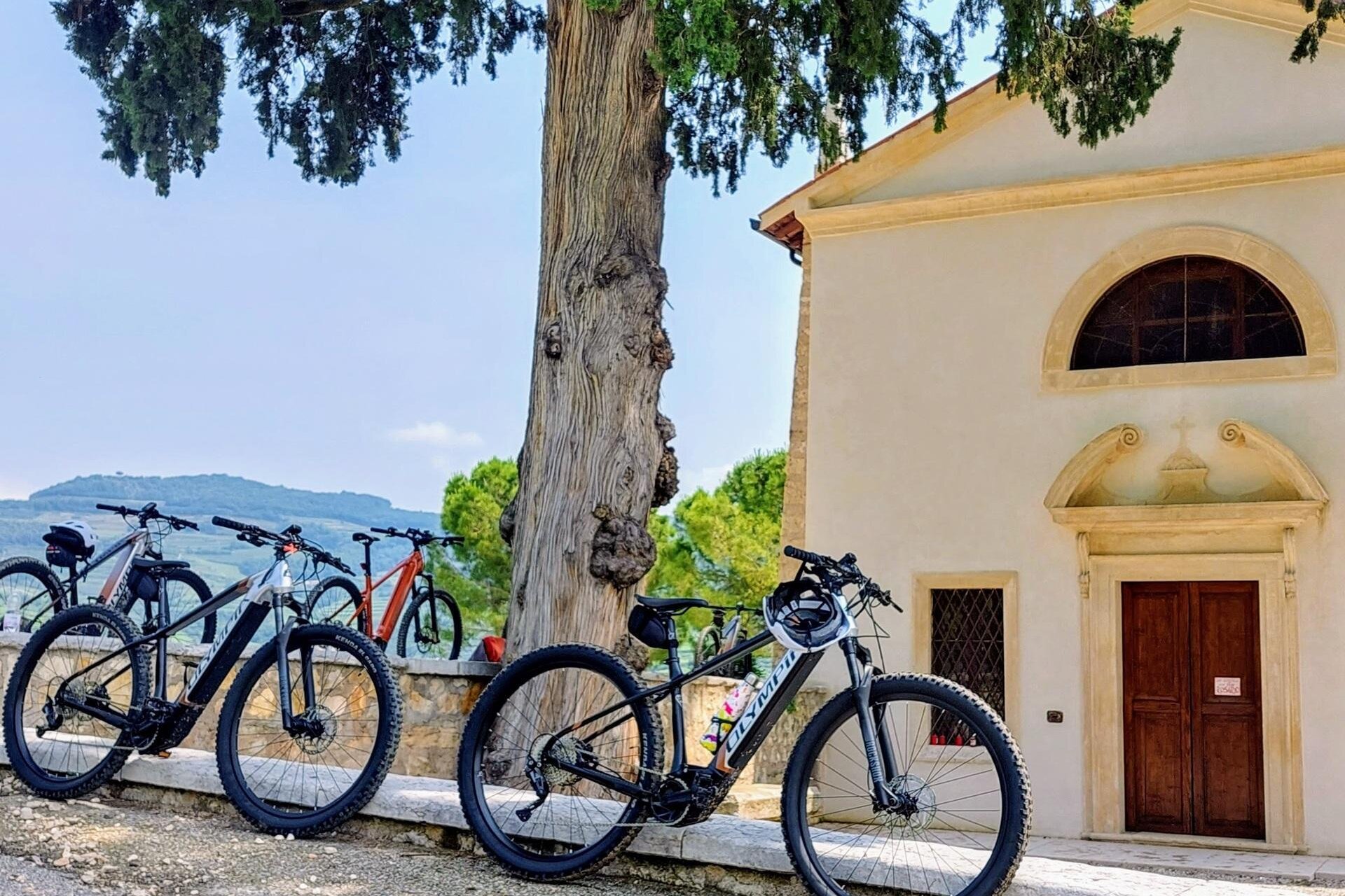ROOTS | The paths of faith by e-bike through parishes, churches, and family memories