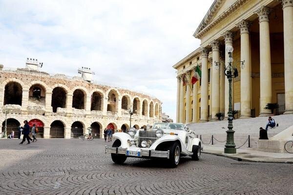 Verona in auto d’epoca e degustazione di Amarone - IN ITALIANO