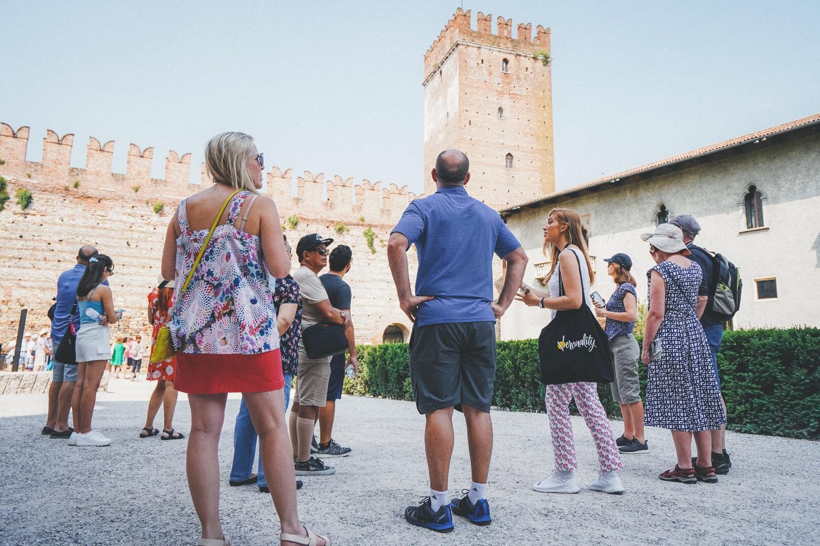 Walking Tour in Verona in the afternoon (ITA)