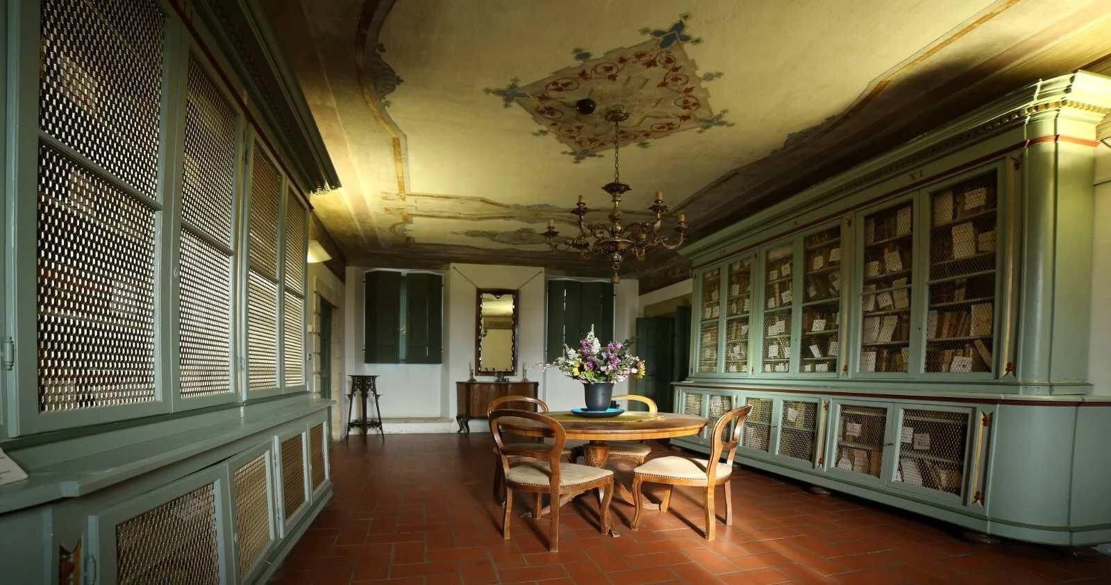 Biblioteca storica e archivio “Balladoro”