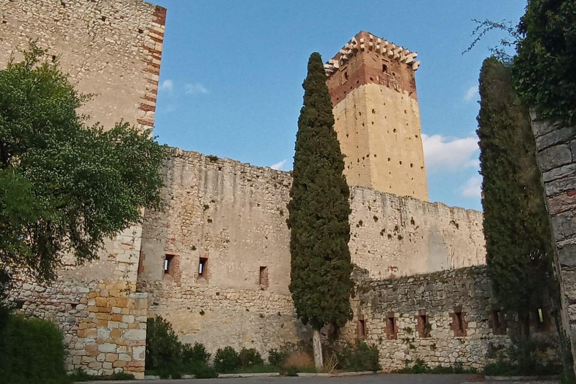 Castello di Montorio