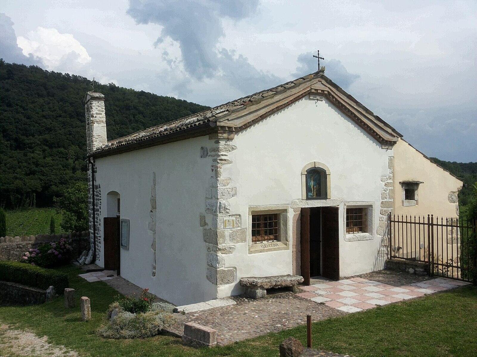 Chiesa dei Santi Fermo e Rustico Albarè di Costermano