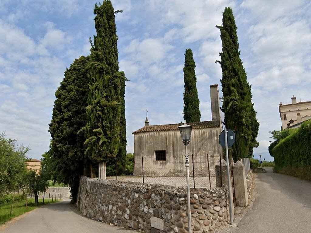 Chiesetta romanica di San Zeno