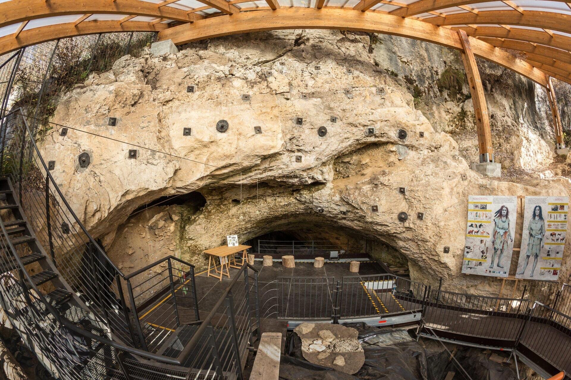 Grotta di Fumane
