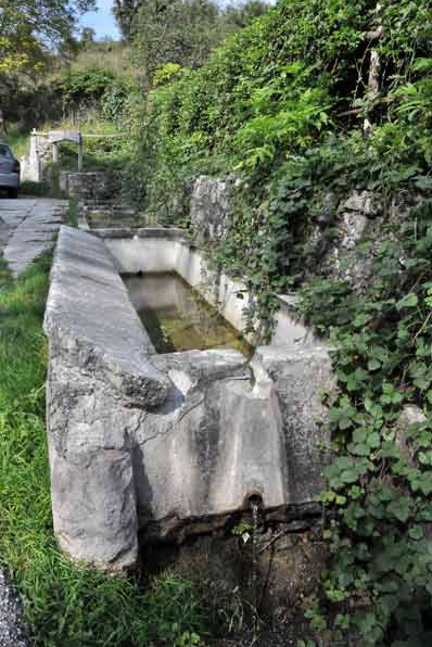 LE FONTANE E LAVATOIO