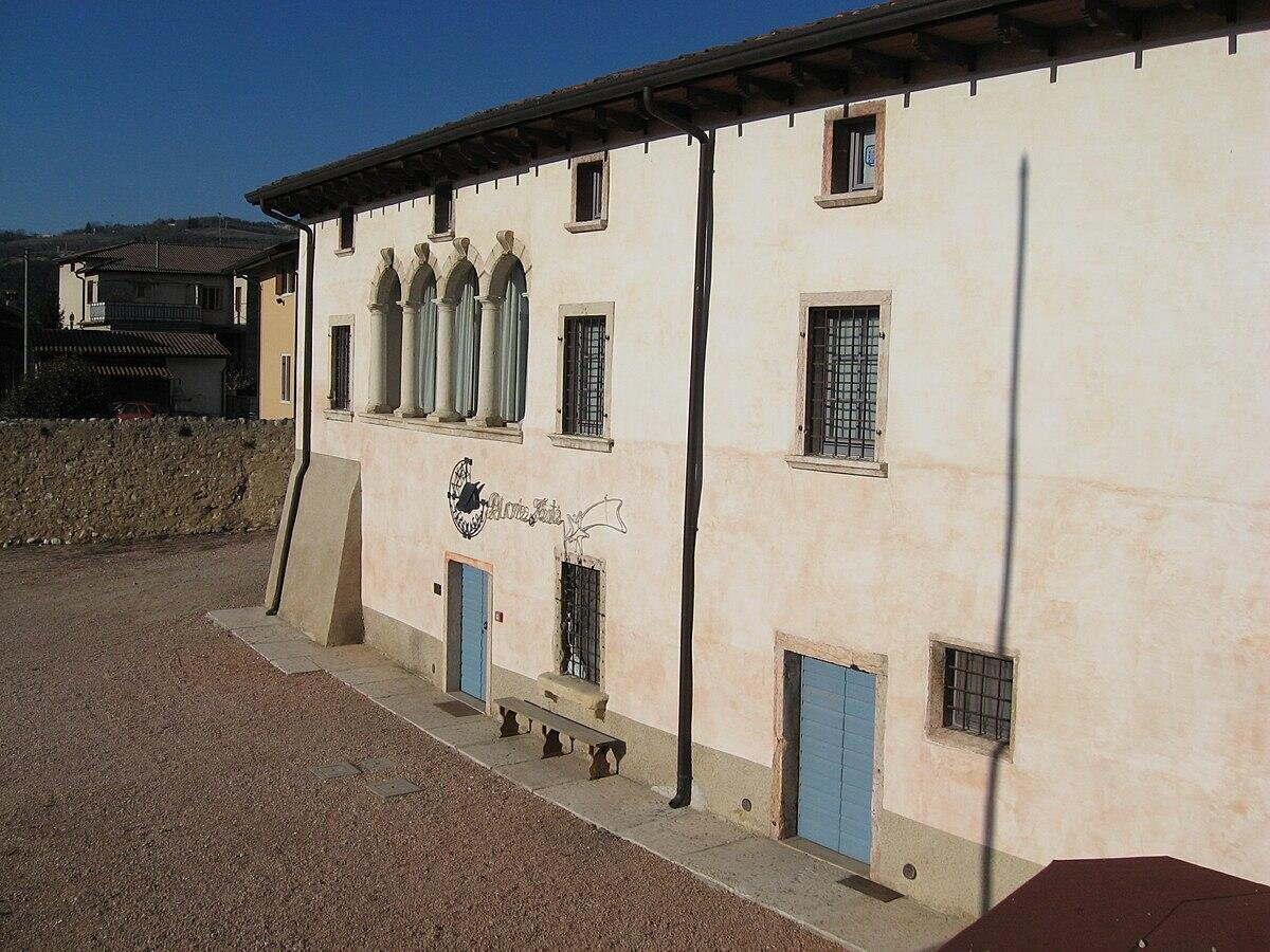 Legato Casaro