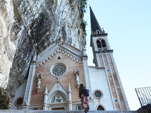 Madonna della Corona
