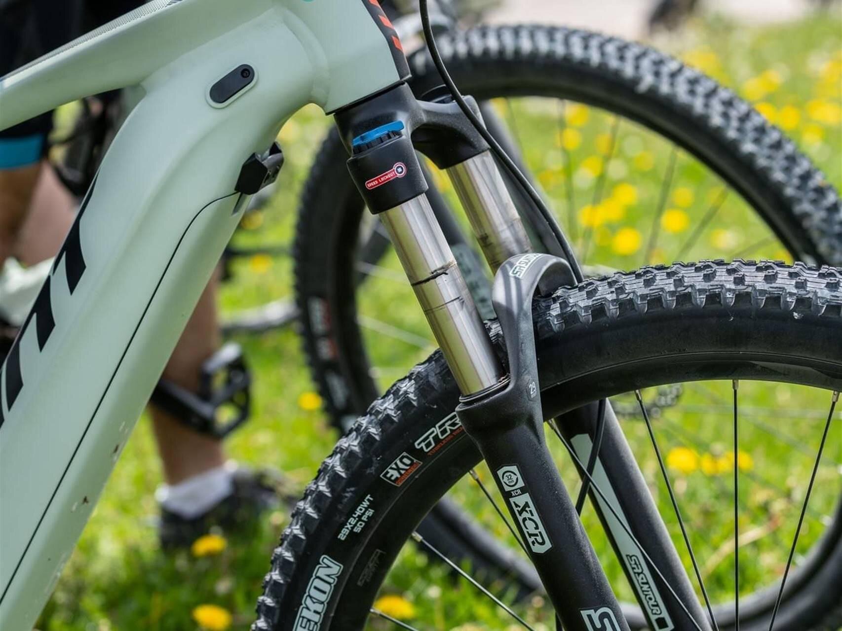 E-Bike rental in Sant'Anna d'Alfaedo