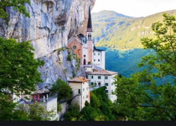 Santuario Madonna della Corona