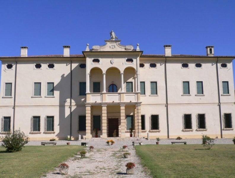 Villa Carlotti