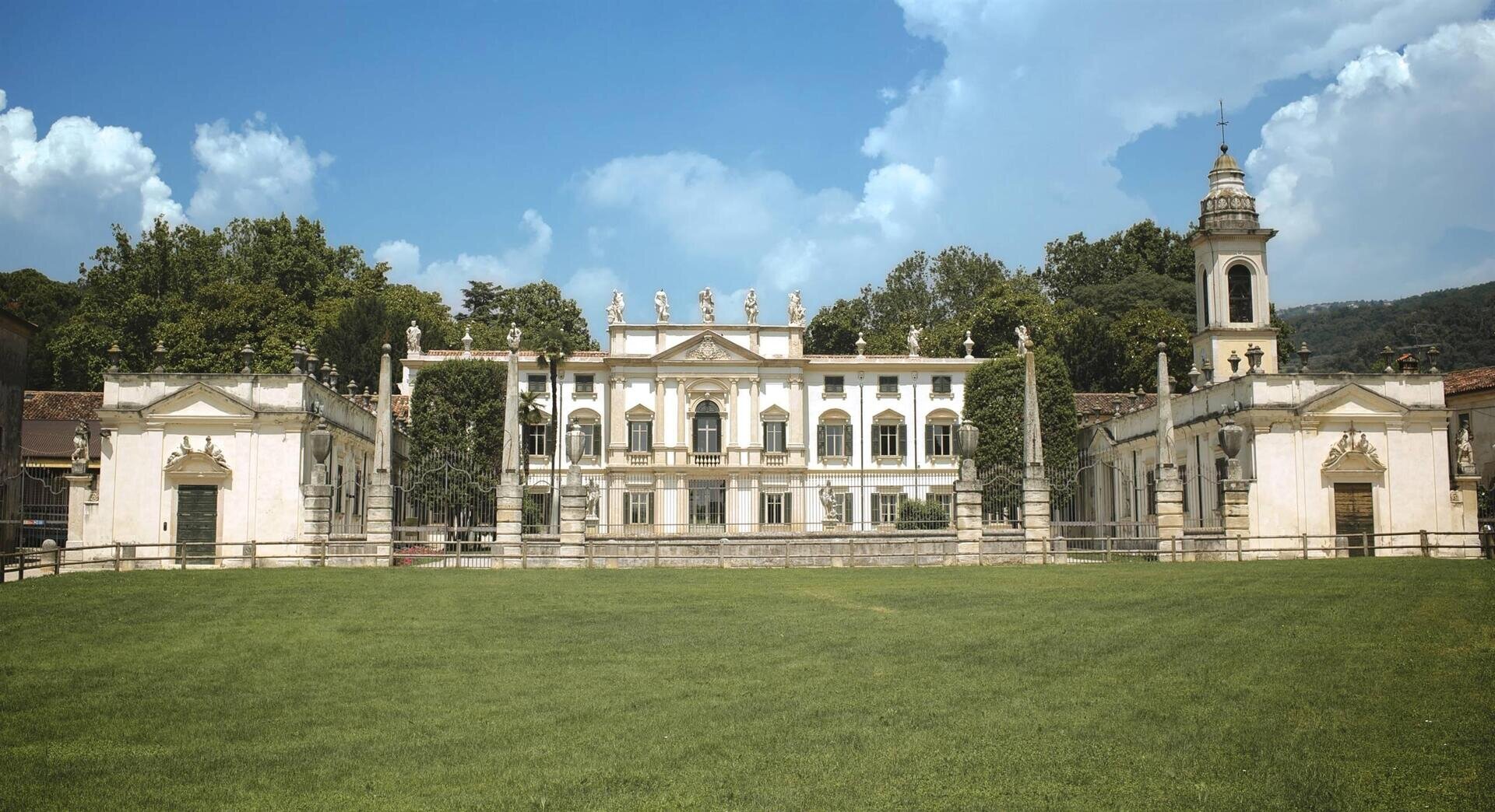 Villa Mosconi, Bertani