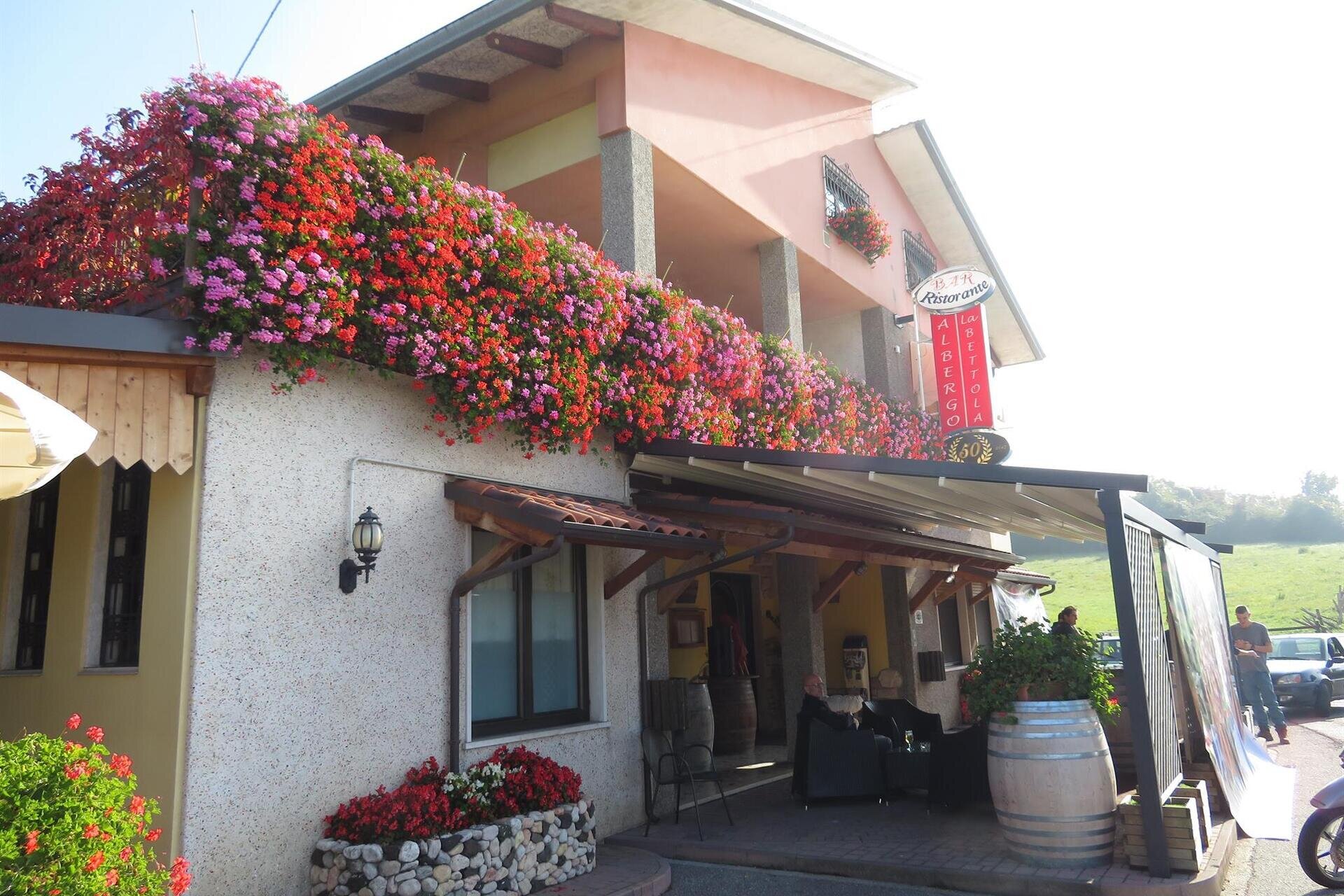 Alla Bettola - Bar Albergo Ristorante
