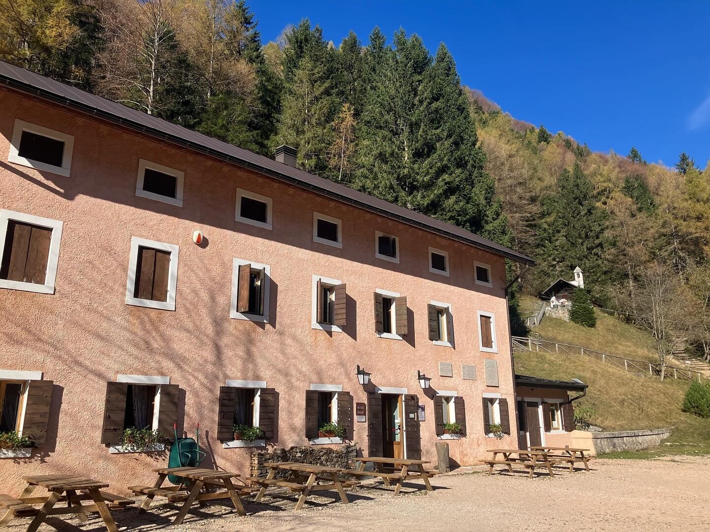 Antico Rifugio Alpino Revolto