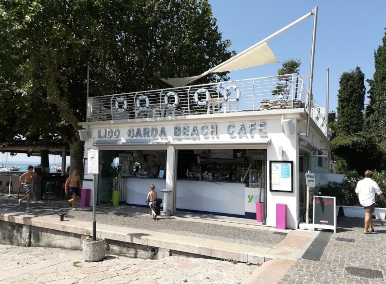 Bar Lido Garda Beach