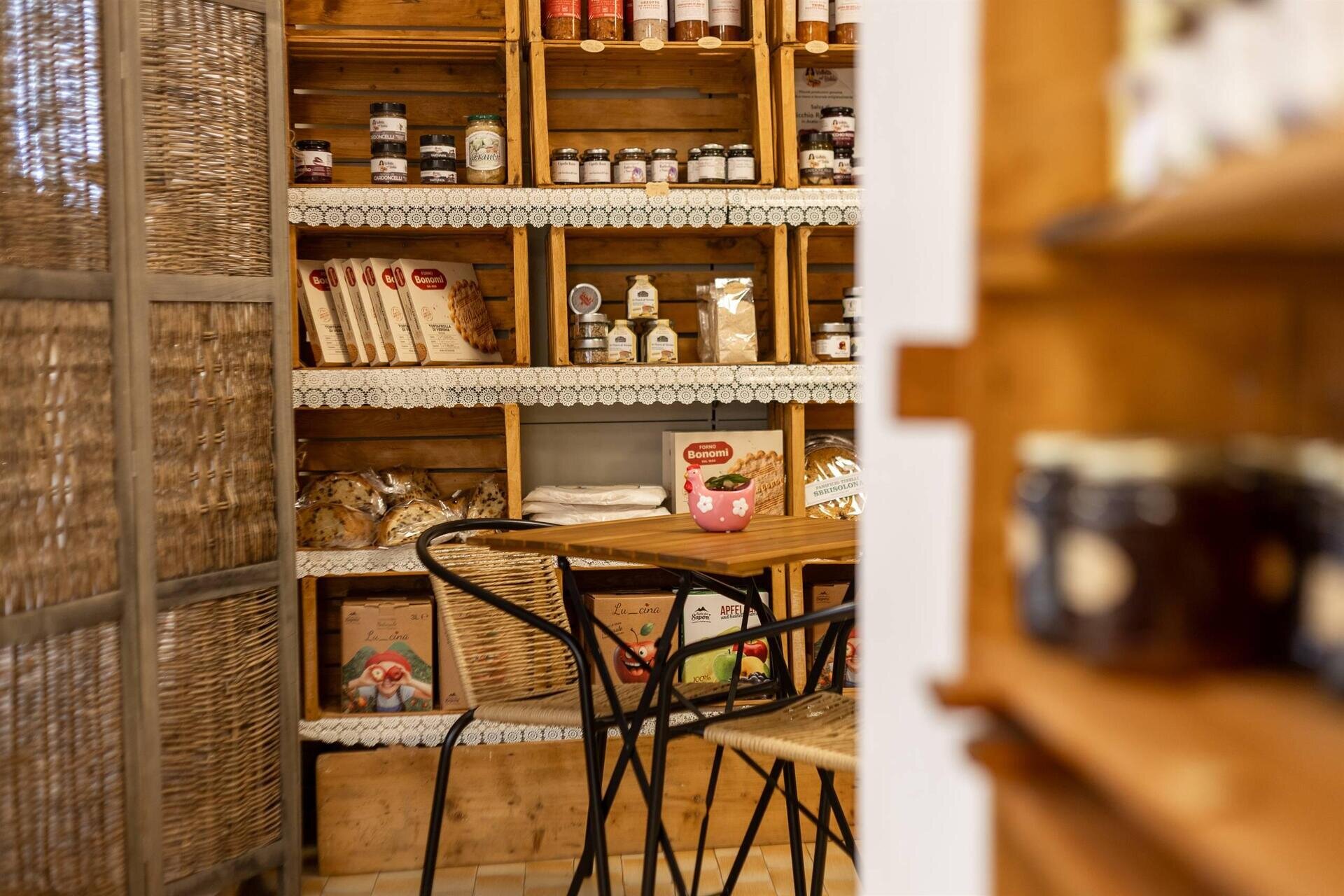 La bottega del paese
