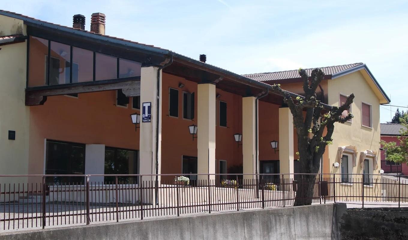 Trattoria Pizzeria Mokambo