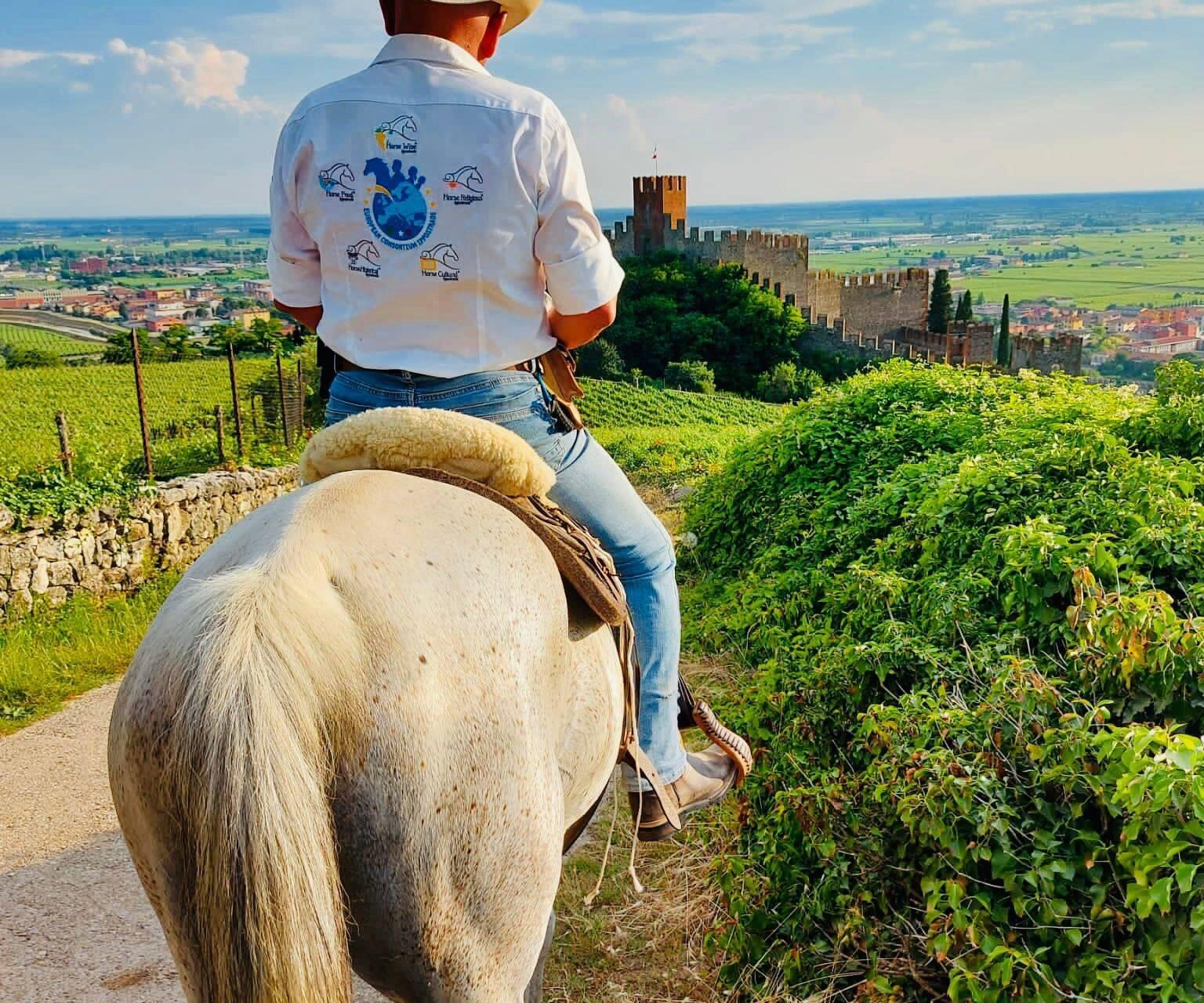 Country House Horse a.s.d.