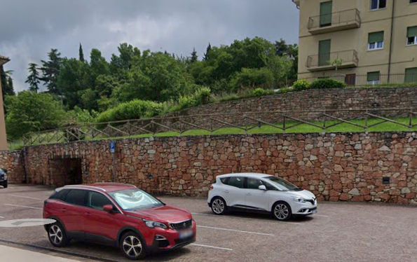 Parcheggio Piazza Martiri delle Libertà