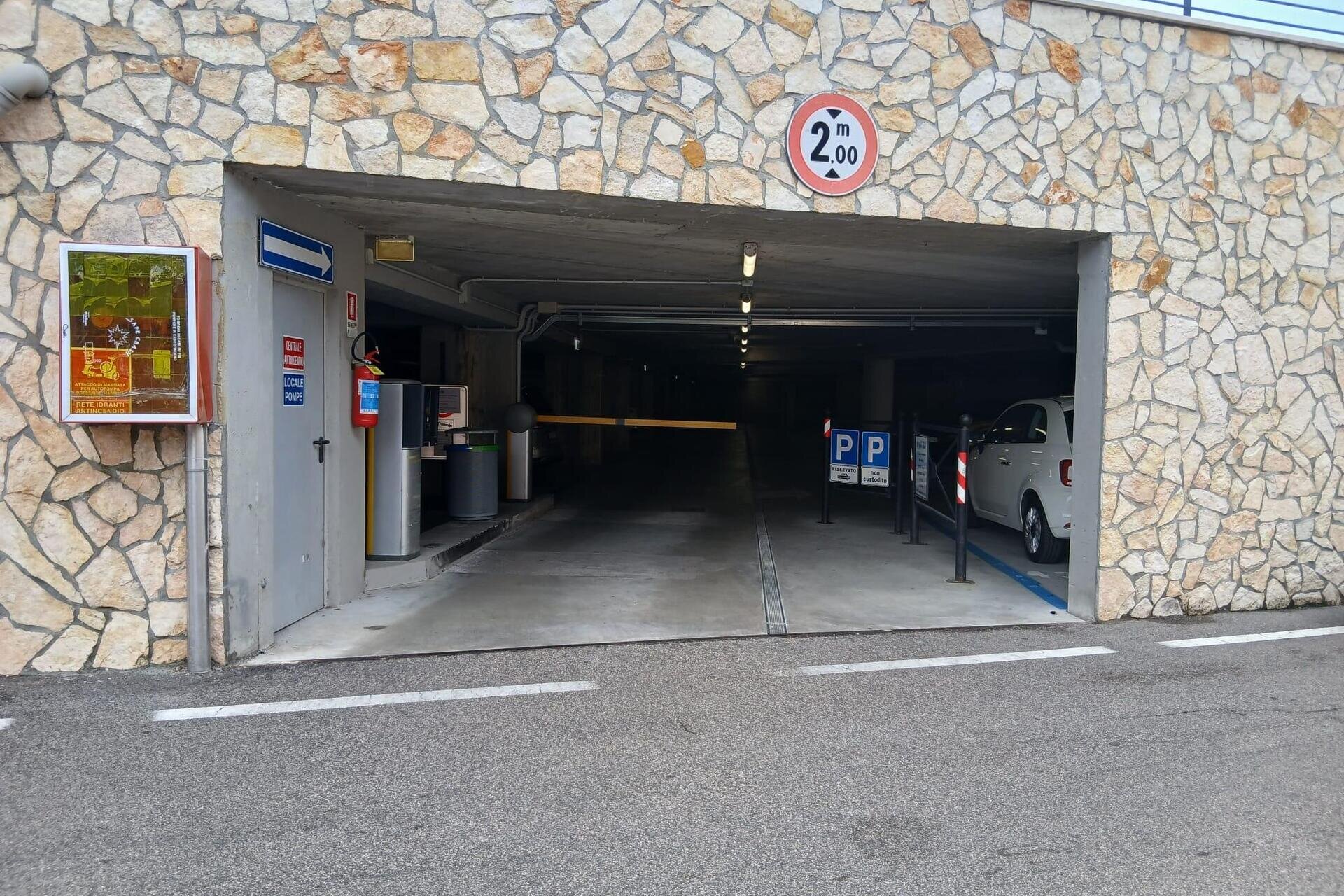 Parcheggio Polo Scolastico